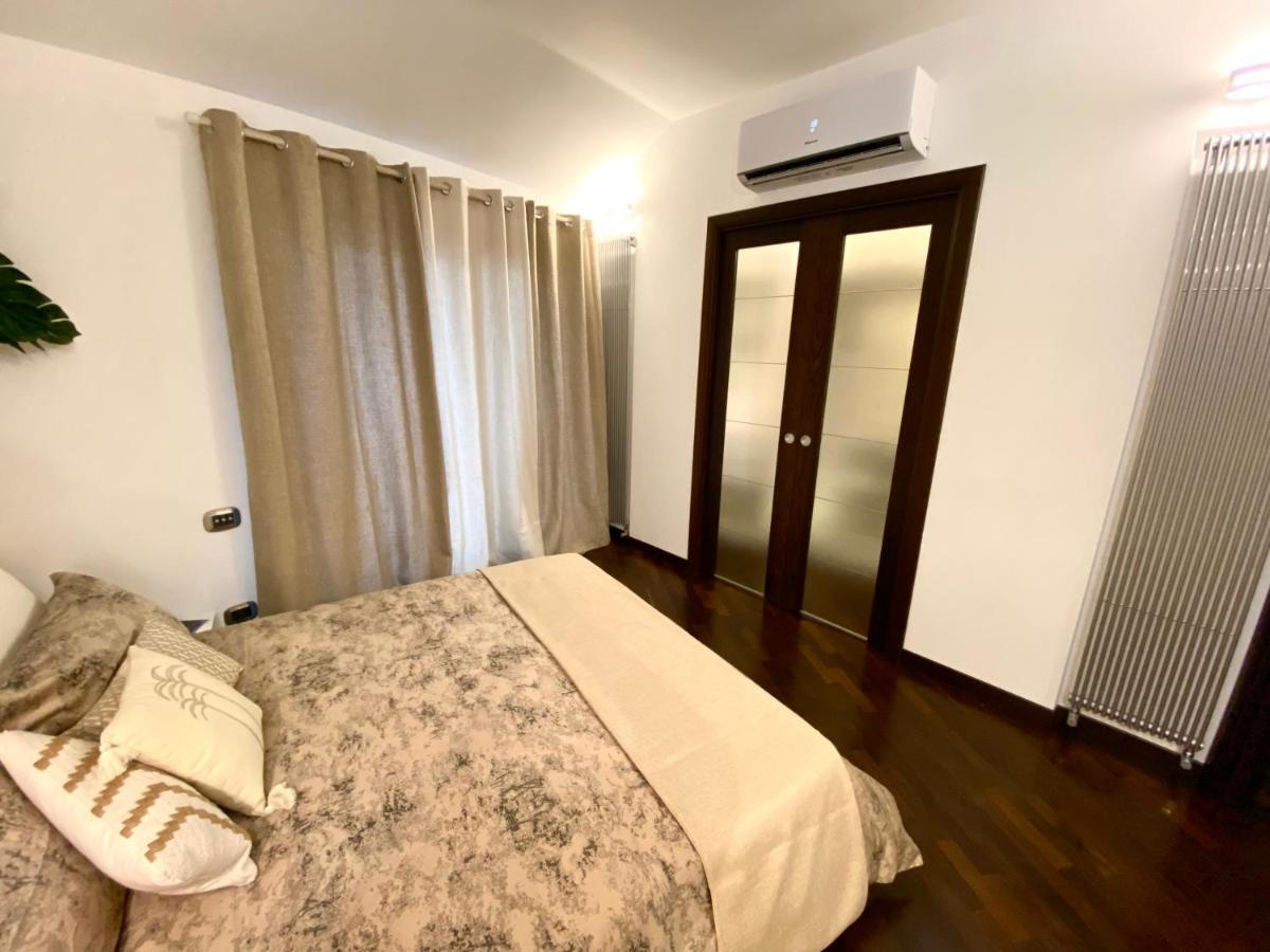 Wood Luxury House Apartment Pescara Exterior foto