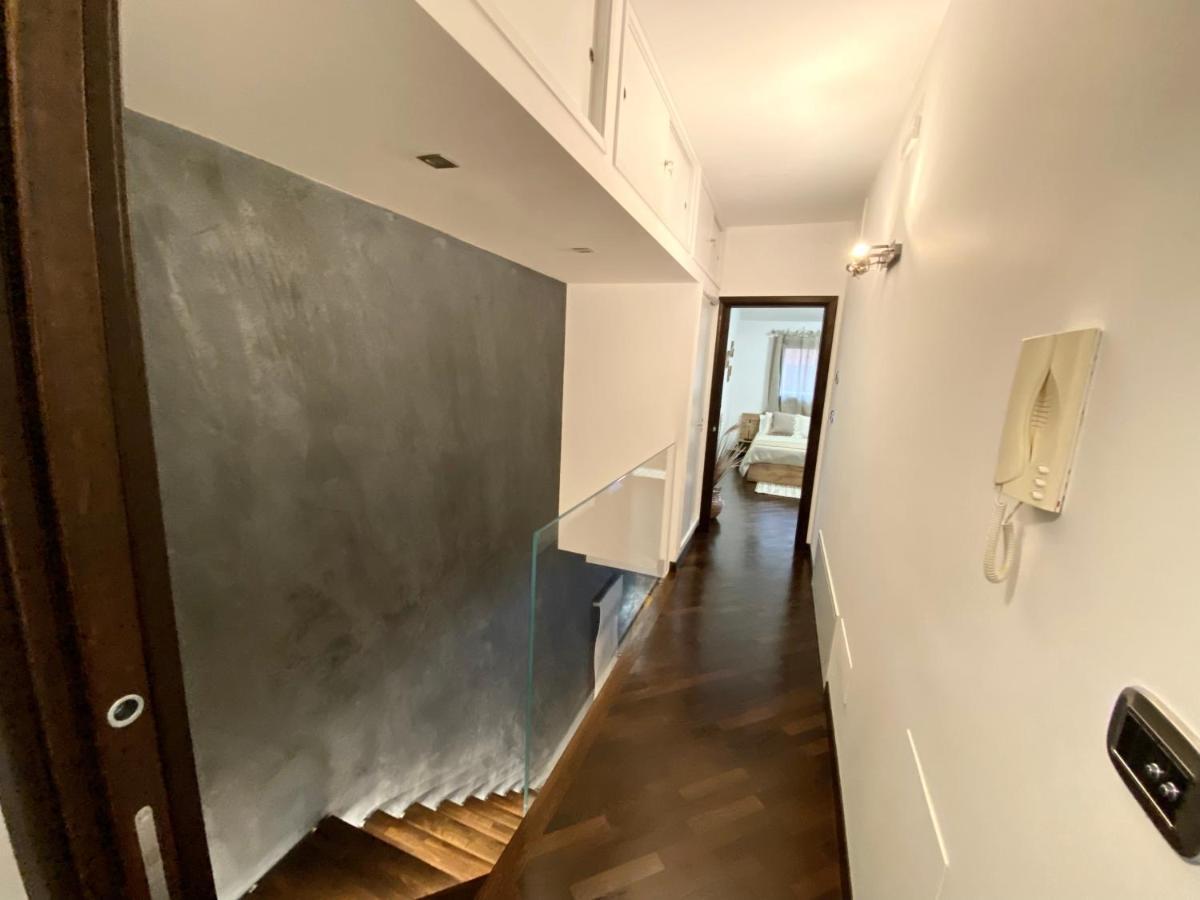 Wood Luxury House Apartment Pescara Exterior foto