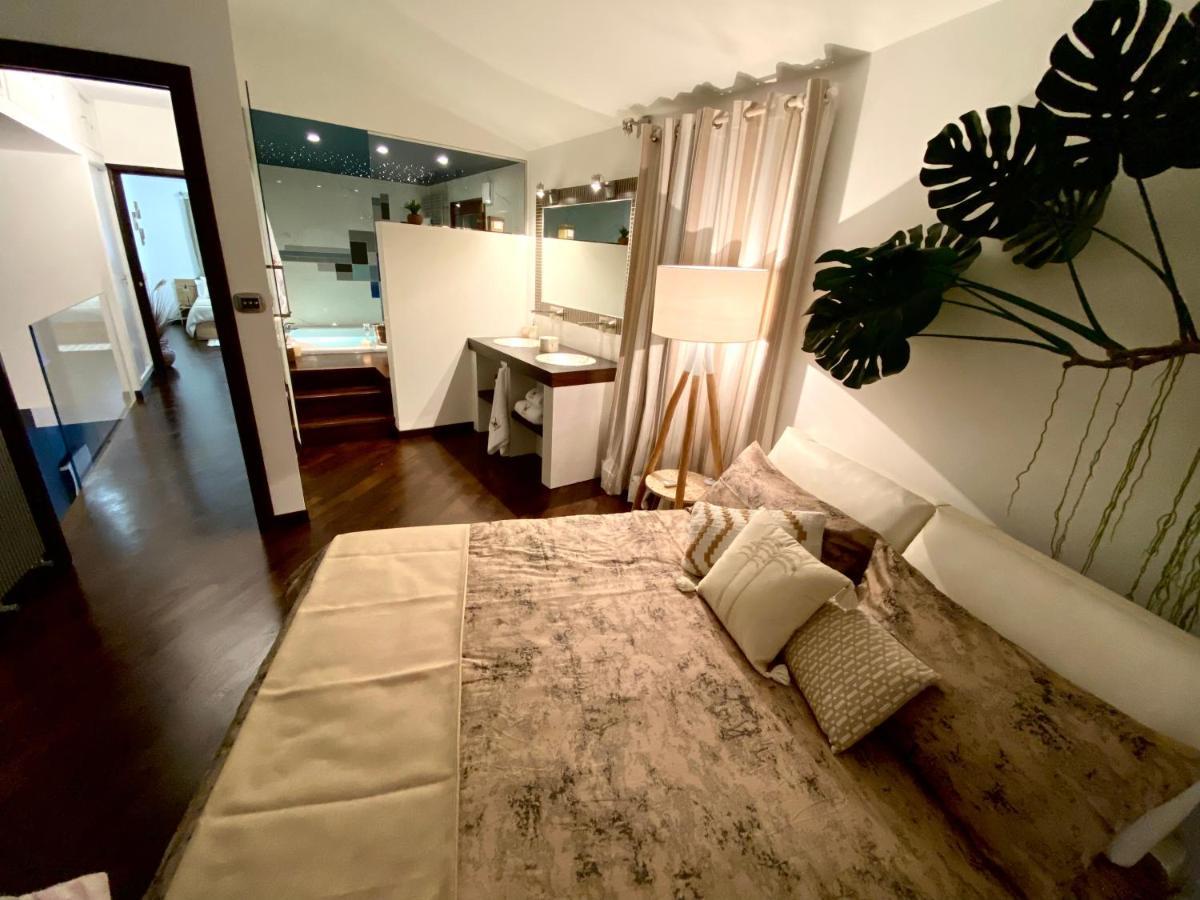 Wood Luxury House Apartment Pescara Exterior foto
