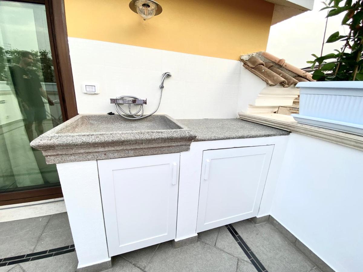 Wood Luxury House Apartment Pescara Exterior foto