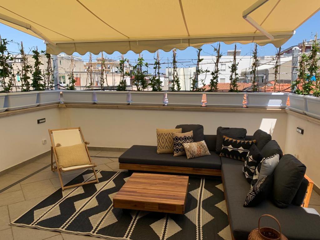 Wood Luxury House Apartment Pescara Exterior foto